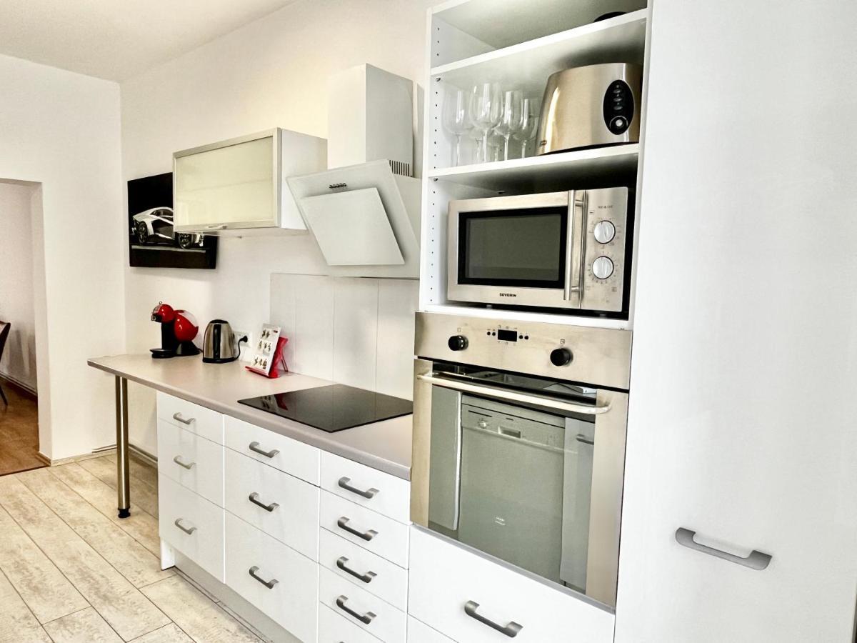 Design Apartment - Parking - Kingsize-Bett - 2X Bad - Zentrum Hannover Buitenkant foto