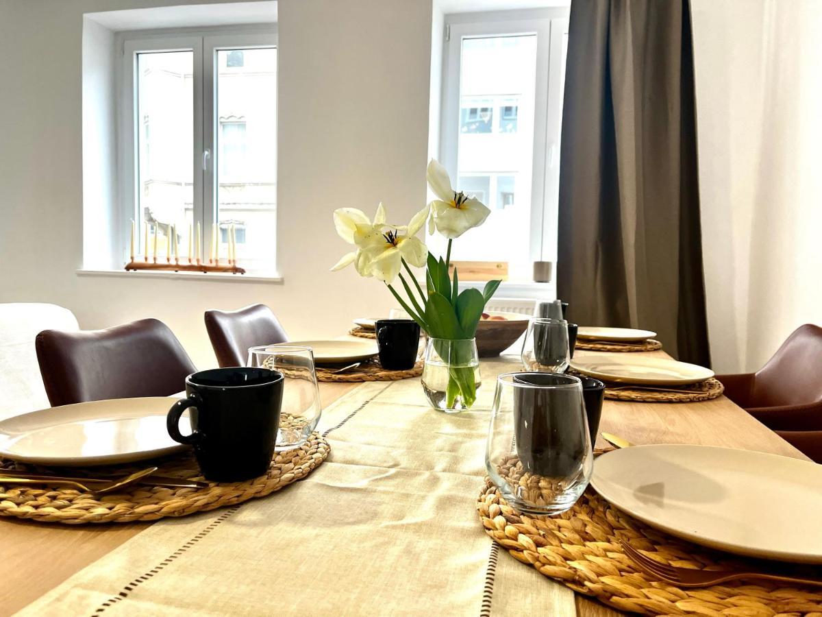 Design Apartment - Parking - Kingsize-Bett - 2X Bad - Zentrum Hannover Buitenkant foto