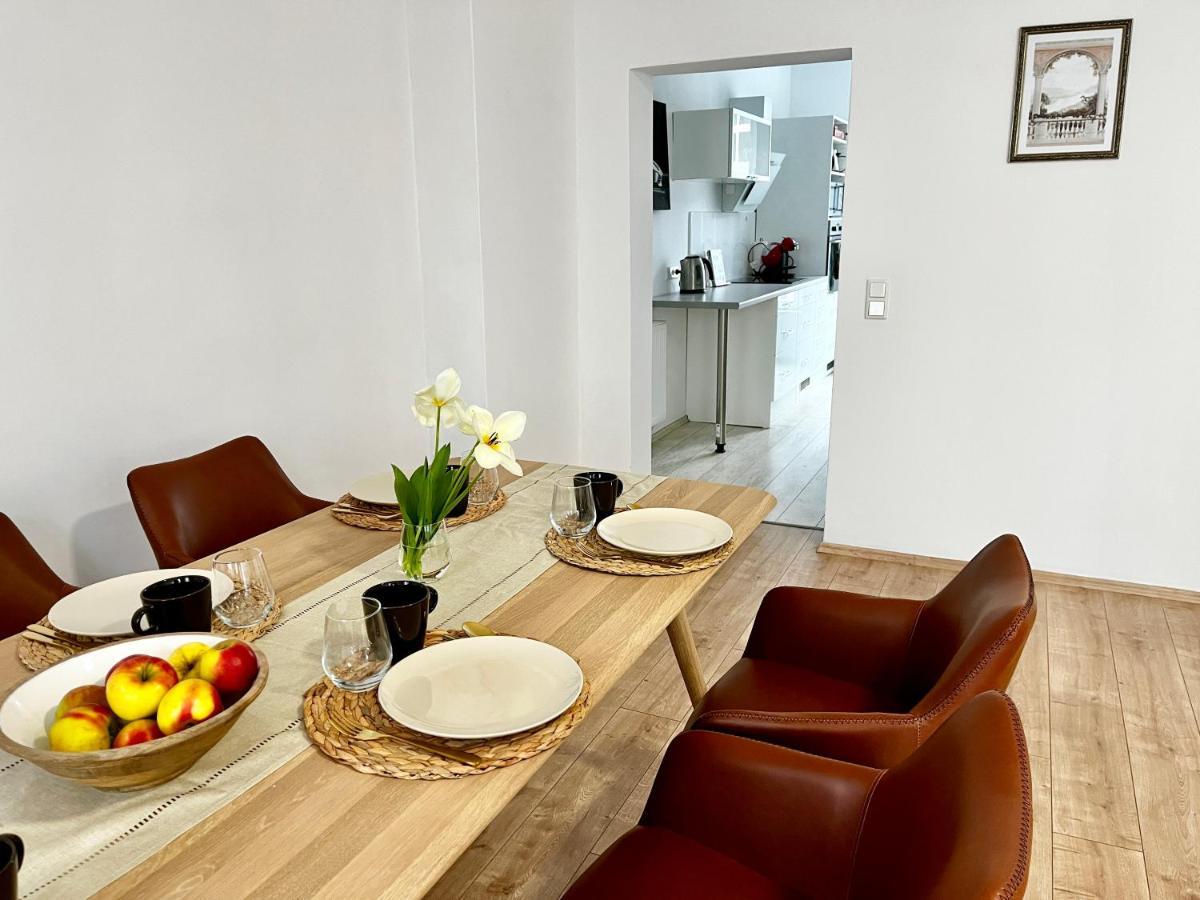 Design Apartment - Parking - Kingsize-Bett - 2X Bad - Zentrum Hannover Buitenkant foto